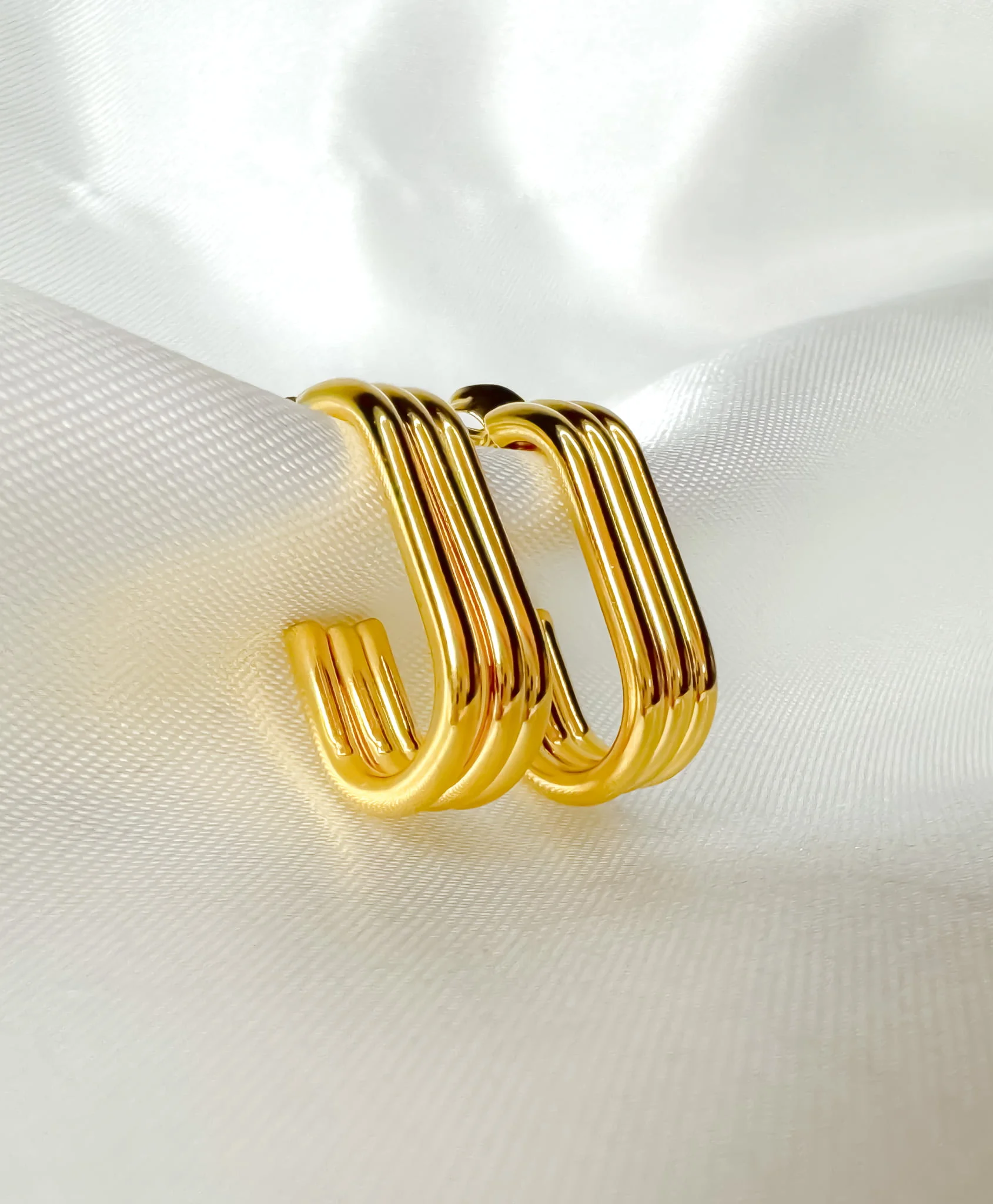 Arion Gold Earrings - Image 2