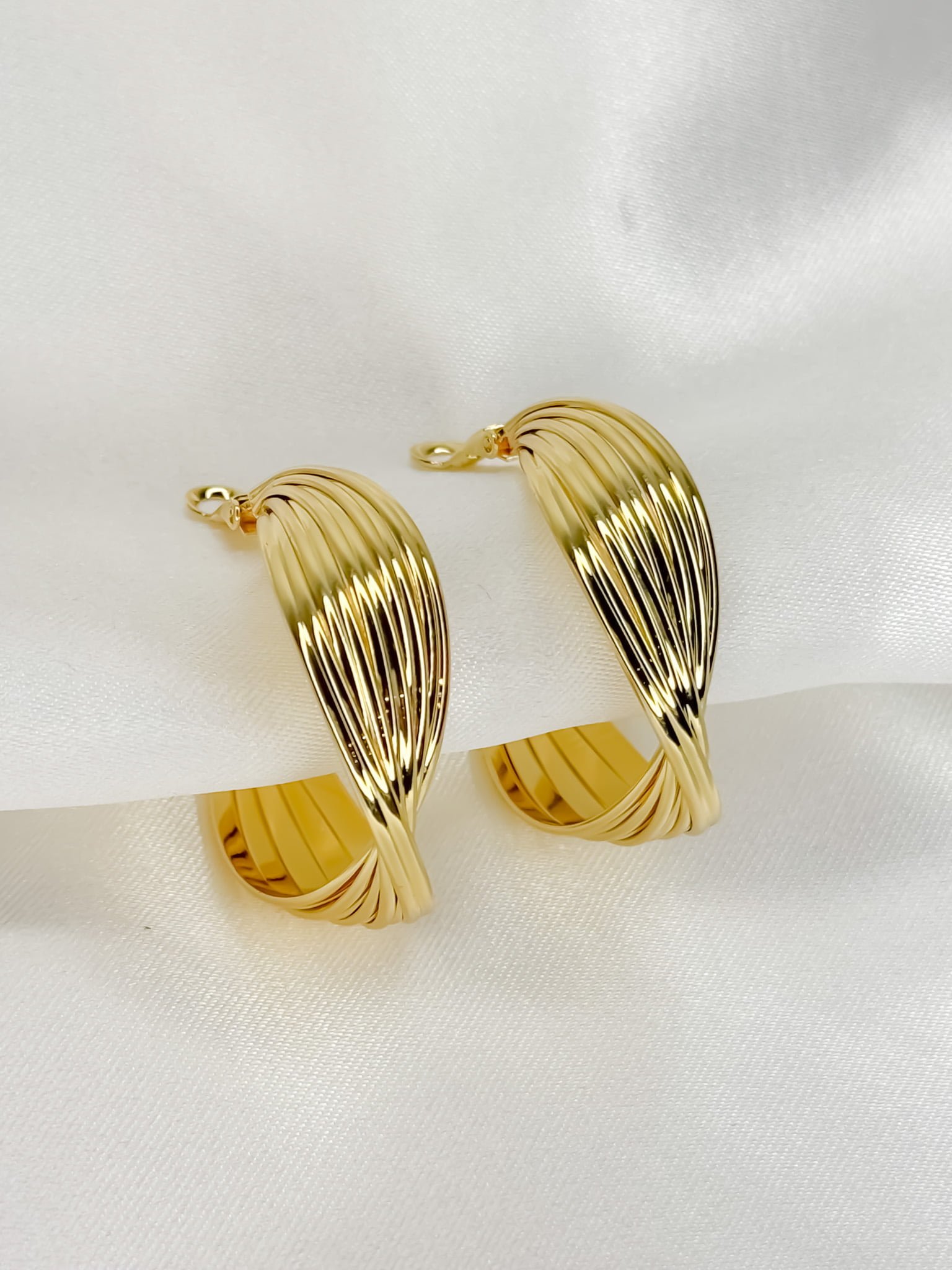 Eirene Gold Earrings
