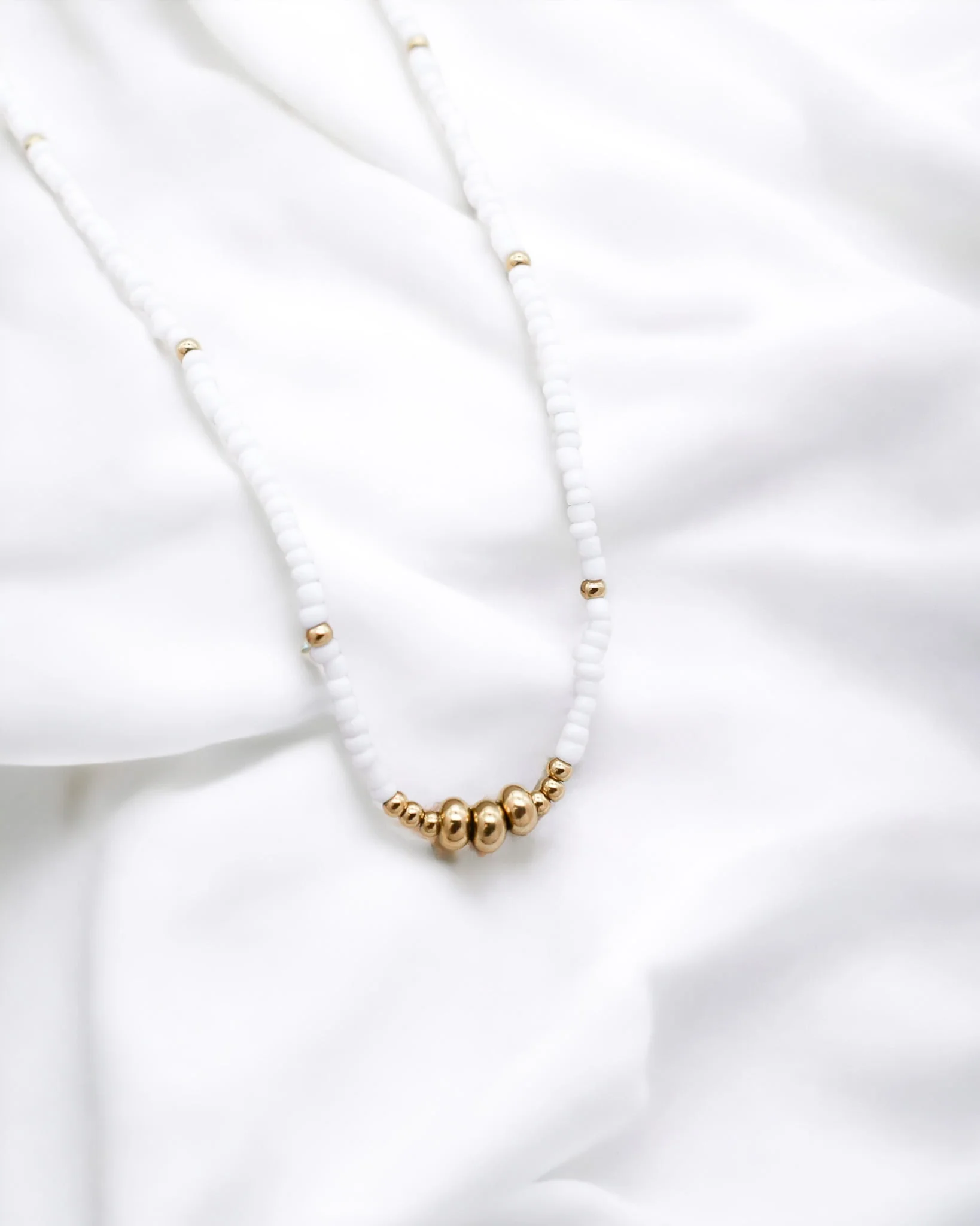 Tropic White Gold Necklace